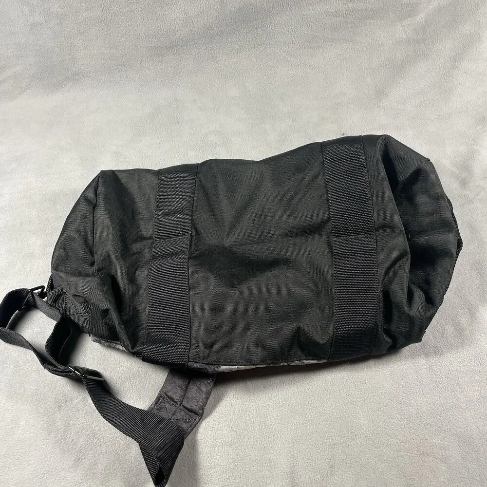Bass Pro Shop Outfitters Duffle Bag Small Travel Outdoors Black Gray Preowned